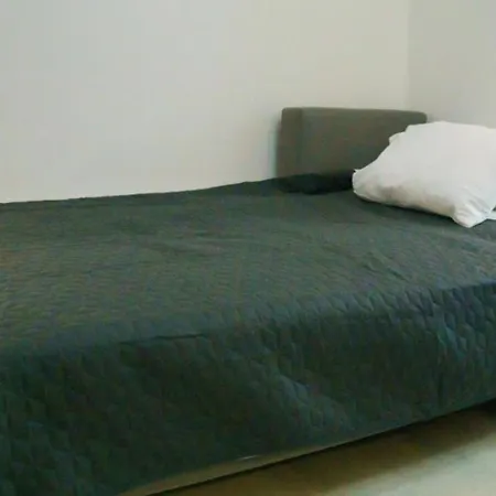 Coastal Sleeps 4 With Free Parking Apartamento